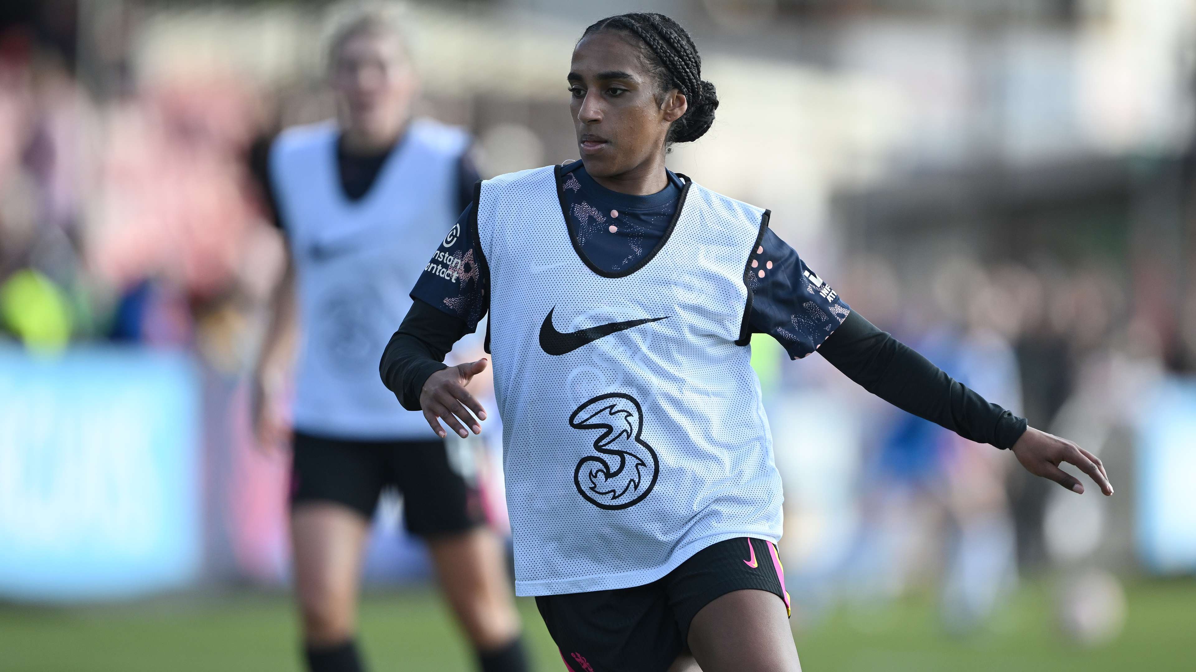 龙腾超模大赛：探秘精英模特选拔的幕后传奇